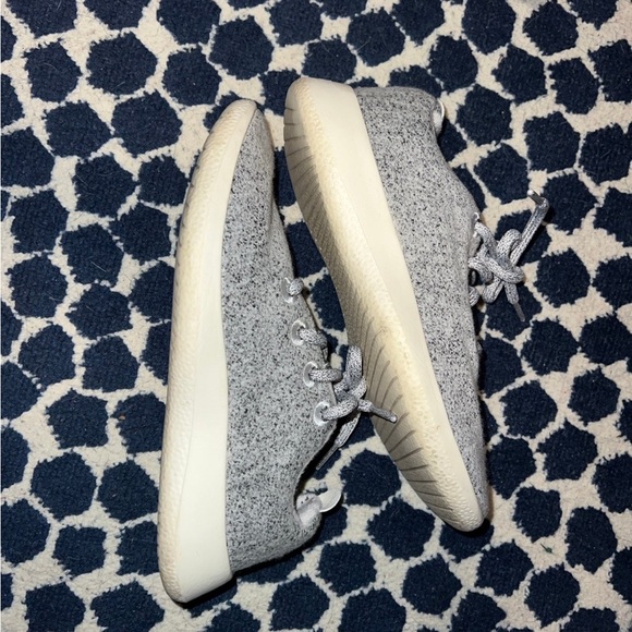 Allbirds - Picture 2 of 4